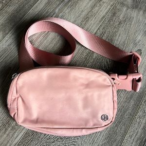 Lululemon Belt bag